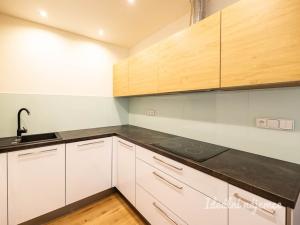 Pronájem bytu 3+kk, Praha, Formanská, 92 m2