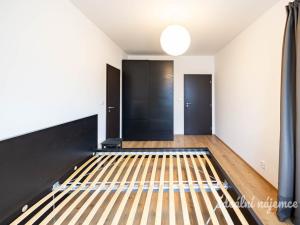 Pronájem bytu 3+kk, Praha, Formanská, 92 m2