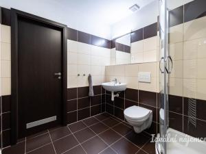 Pronájem bytu 3+kk, Praha, Formanská, 92 m2