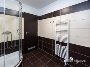Pronájem bytu 3+kk, Praha, Formanská, 92 m2