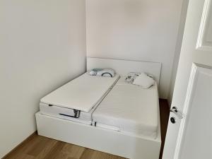 Pronájem bytu 2+kk, Praha - Nové Město, Spálená, 72 m2