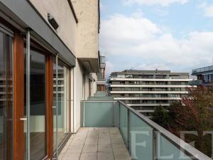 Pronájem bytu 2+kk, Praha - Karlín, Rohanské nábřeží, 55 m2
