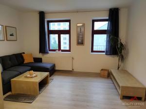 Pronájem bytu 2+kk, Děčín - Děčín III-Staré Město, Žerotínova, 54 m2