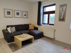 Pronájem bytu 2+kk, Děčín - Děčín III-Staré Město, Žerotínova, 54 m2