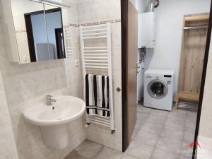 Pronájem bytu 2+kk, Děčín - Děčín III-Staré Město, Žerotínova, 54 m2