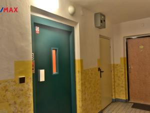 Prodej bytu 1+kk, Náchod, Běloveská, 30 m2