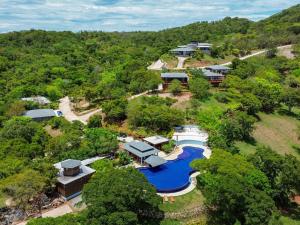 Prodej pozemku pro bydlení, Camp Bay,Honduras, 740 m2