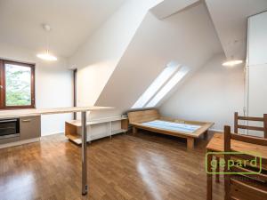Pronájem bytu 1+kk, Praha - Kolovraty, Meduňková, 36 m2
