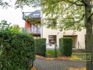 Pronájem bytu 1+kk, Praha - Kolovraty, Meduňková, 36 m2