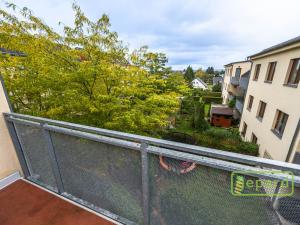Pronájem bytu 1+kk, Praha - Kolovraty, Meduňková, 36 m2