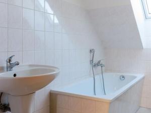 Pronájem bytu 2+1, Rýmařov, Sokolovská, 48 m2