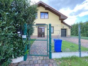 Pronájem rodinného domu, Trnová, 298 m2