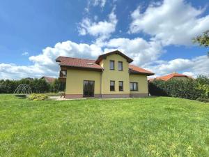 Pronájem rodinného domu, Trnová, 298 m2