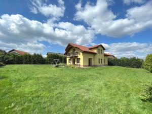 Pronájem rodinného domu, Trnová, 298 m2