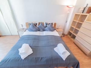 Pronájem bytu 2+kk, Praha - Smíchov, Vltavská, 63 m2