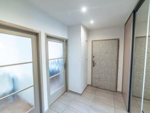 Pronájem bytu 2+kk, Praha - Smíchov, Vltavská, 63 m2