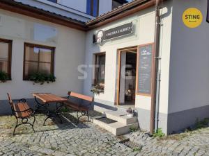 Pronájem obchodního prostoru, Bystřice nad Pernštejnem, 19 m2