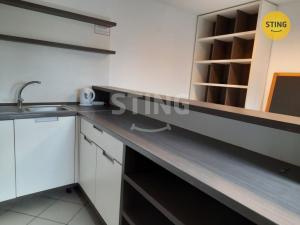 Pronájem obchodního prostoru, Bystřice nad Pernštejnem, 19 m2