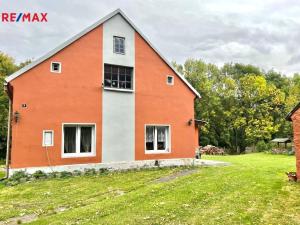 Prodej rodinného domu, Valeč - Velký Hlavákov, 298 m2