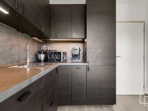 Prodej bytu 2+kk, Jince, Zborovská, 50 m2