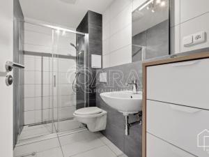 Prodej bytu 2+kk, Jince, Zborovská, 50 m2