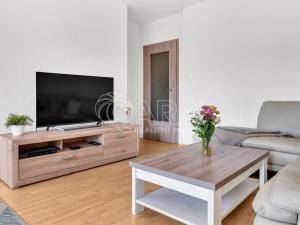 Prodej bytu 3+kk, Praha - Horní Měcholupy, Livornská, 71 m2