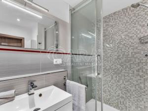 Prodej bytu 3+kk, Praha - Horní Měcholupy, Livornská, 71 m2