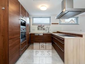Prodej bytu 3+kk, Praha - Dejvice, Kolejní, 112 m2