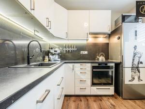 Prodej bytu 3+kk, Chrášťany, Oranžová, 67 m2