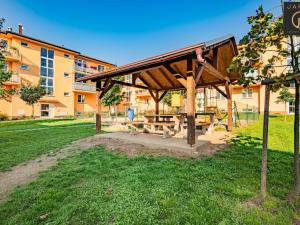 Prodej bytu 3+kk, Chrášťany, Oranžová, 67 m2