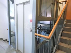 Pronájem bytu 1+kk, Králův Dvůr, Na Horizontu, 30 m2