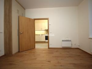 Pronájem bytu 2+kk, Praha - Čimice, Čimická, 37 m2