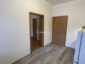 Pronájem bytu 2+kk, Praha - Čimice, Čimická, 37 m2