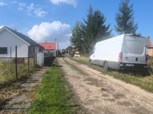 Prodej pozemku pro bydlení, Milostín, 900 m2