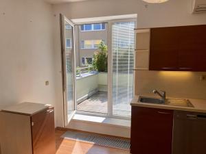 Pronájem bytu 3+kk, Brno - Bystrc, Chudčická, 73 m2