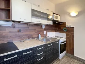 Pronájem bytu 2+1, Praha - Hloubětín, Poděbradská, 54 m2