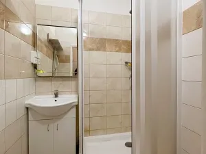 Pronájem bytu 2+1, Praha - Hloubětín, Poděbradská, 54 m2