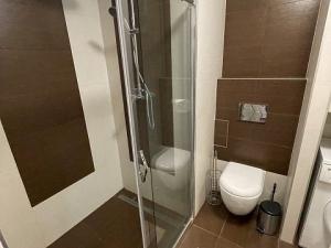 Pronájem bytu 2+kk, Praha - Podolí, Levá, 42 m2