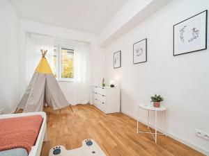 Prodej bytu 3+kk, Praha - Holešovice, Osadní, 82 m2