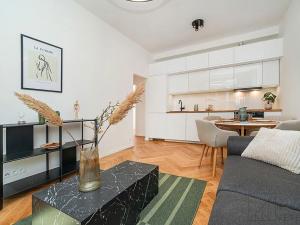 Prodej bytu 2+kk, Praha - Žižkov, Jeseniova, 45 m2