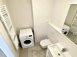 Pronájem bytu 2+kk, Praha - Hloubětín, Granitova, 61 m2
