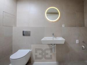 Pronájem bytu 2+kk, Praha - Hostavice, Českobrodská, 54 m2