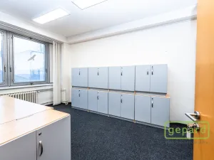 Pronájem kanceláře, Praha - Motol, Plzeňská, 132 m2