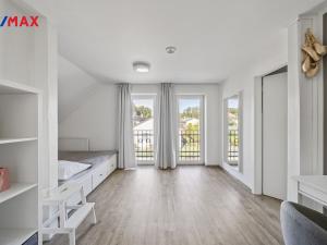 Prodej rodinného domu, Stěžery - Stěžírky, 215 m2