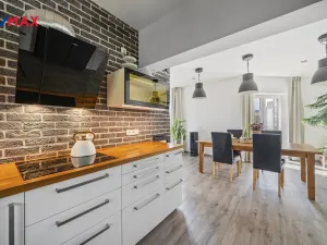 Prodej rodinného domu, Stěžery - Stěžírky, 215 m2