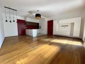 Pronájem bytu 2+kk, Praha - Radlice, Na vysoké I, 70 m2