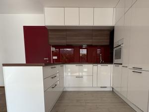 Pronájem bytu 2+kk, Praha - Radlice, Na vysoké I, 70 m2