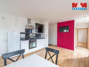 Pronájem bytu 2+kk, Praha - Břevnov, Patočkova, 45 m2