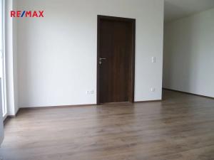Pronájem bytu 2+kk, Kladno, Generála Selnera, 51 m2