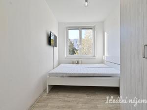 Pronájem bytu 2+kk, Brno, Bořetická, 40 m2